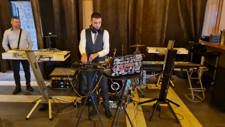 DJ-Taske-prvi-rodjendan-Aleks